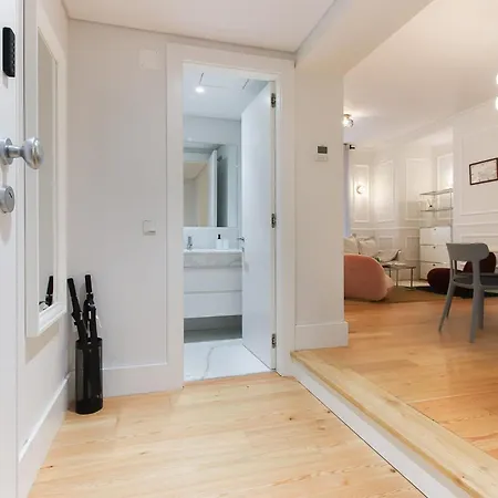 Prime 2024 Chiado Historic Private Terrace Vakantiehuis Lissabon
